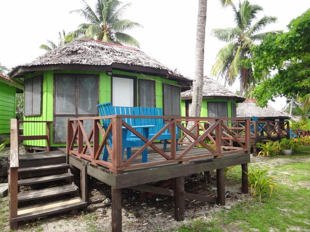 Vaimoana Seaside Lodge Savai'i Island エクステリア 写真