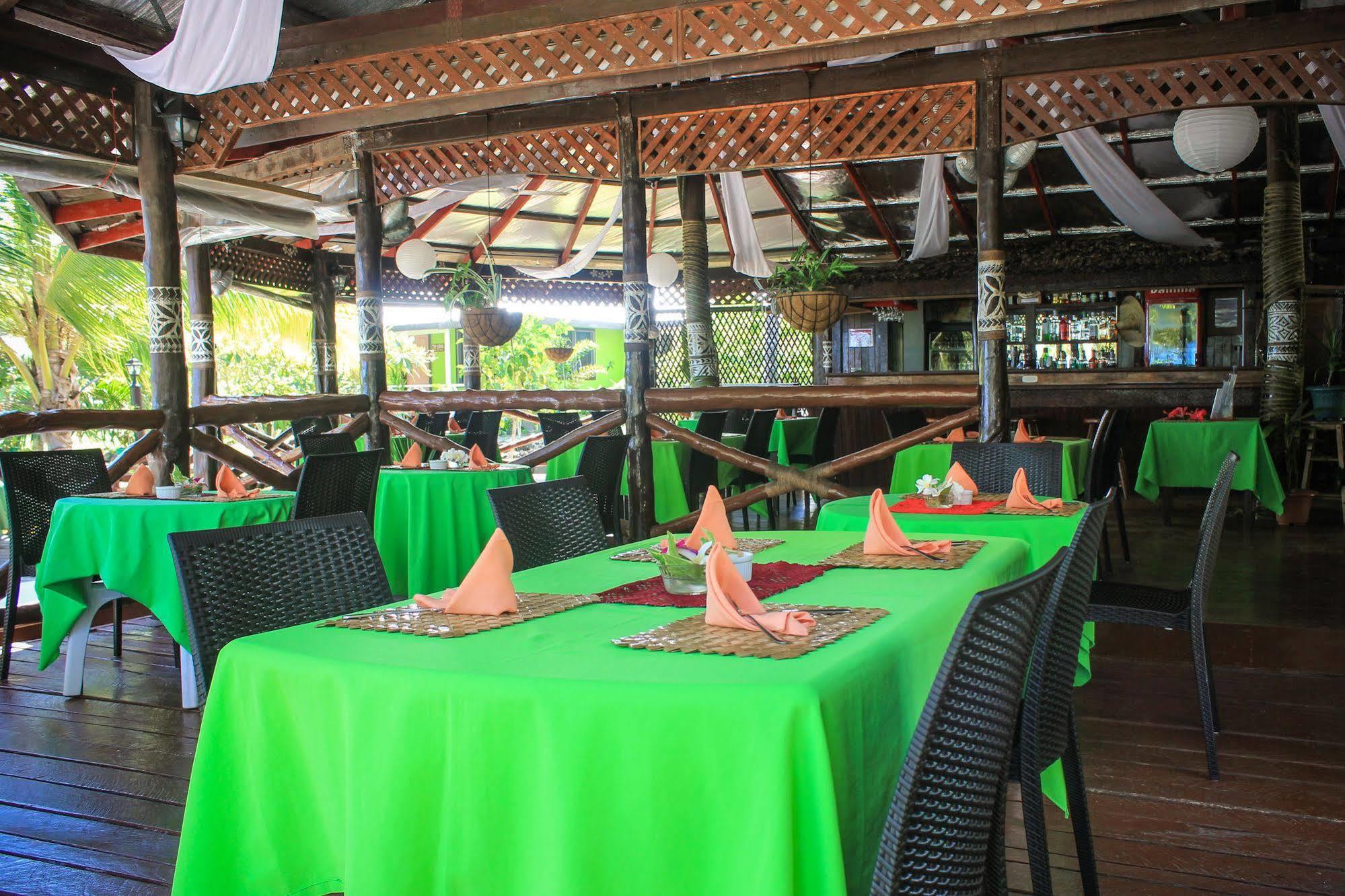 Vaimoana Seaside Lodge Savai'i Island エクステリア 写真