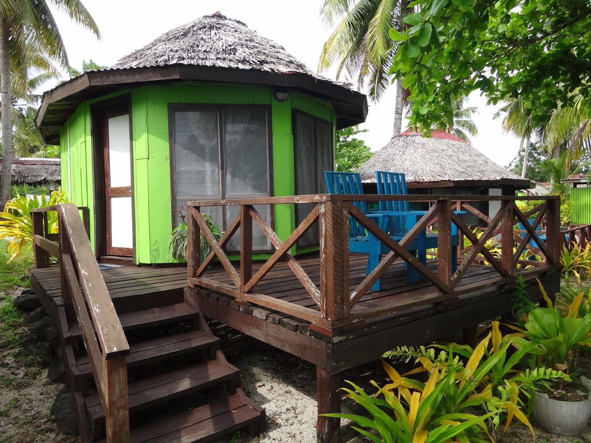 Vaimoana Seaside Lodge Savai'i Island エクステリア 写真