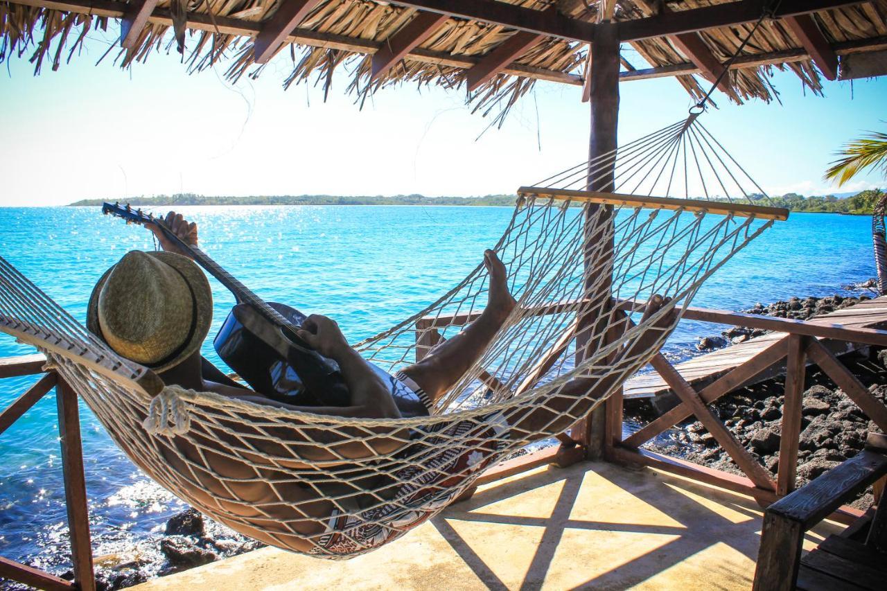 Vaimoana Seaside Lodge Savai'i Island エクステリア 写真